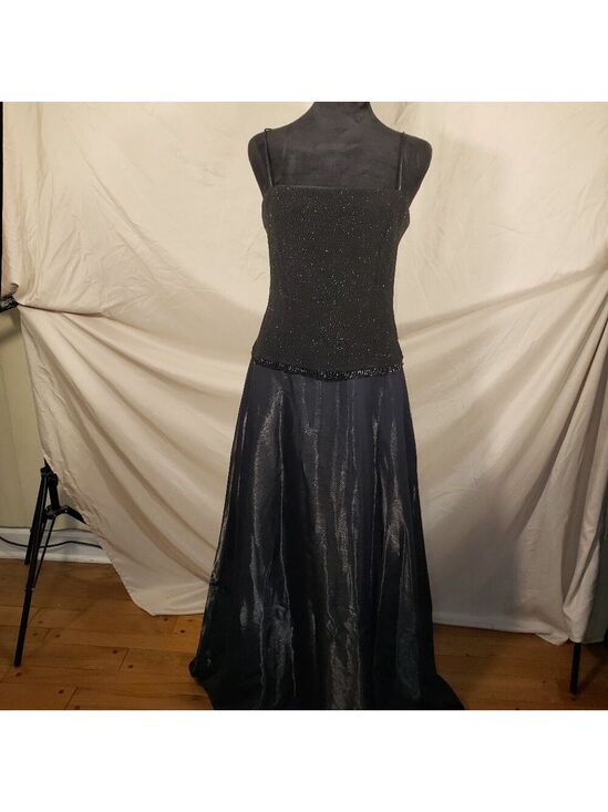 Betsy & Adam Dresses & Skirts - Betsy & Adam Black Sparkling Evening Gown - 14